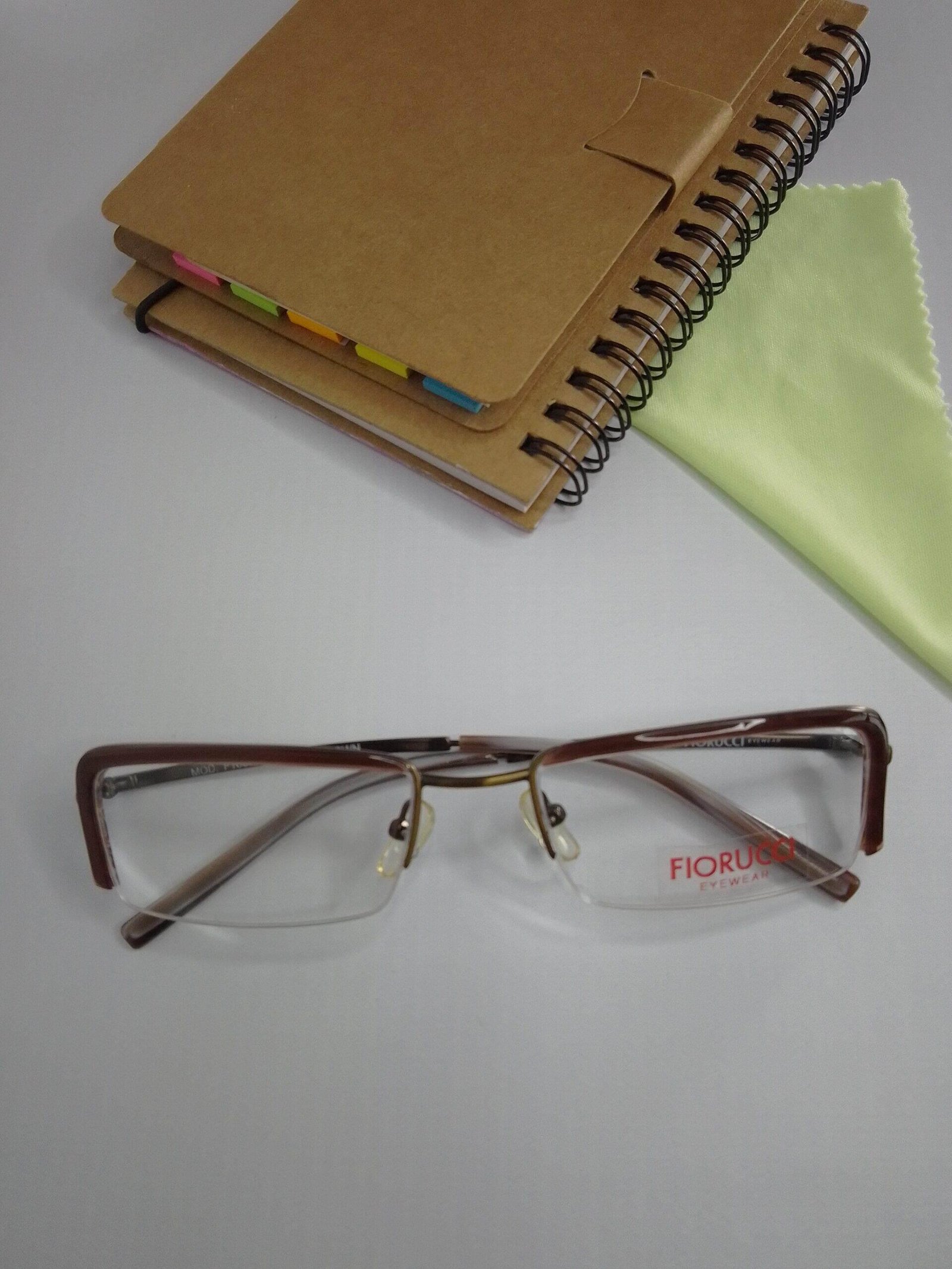 Armação de Óculos de Grau Vintage / Retro — Ex-Mostruário (Condição Impecável) | Moda Circular & Sustentável - F1037 - Fiorucci - Imagem 3