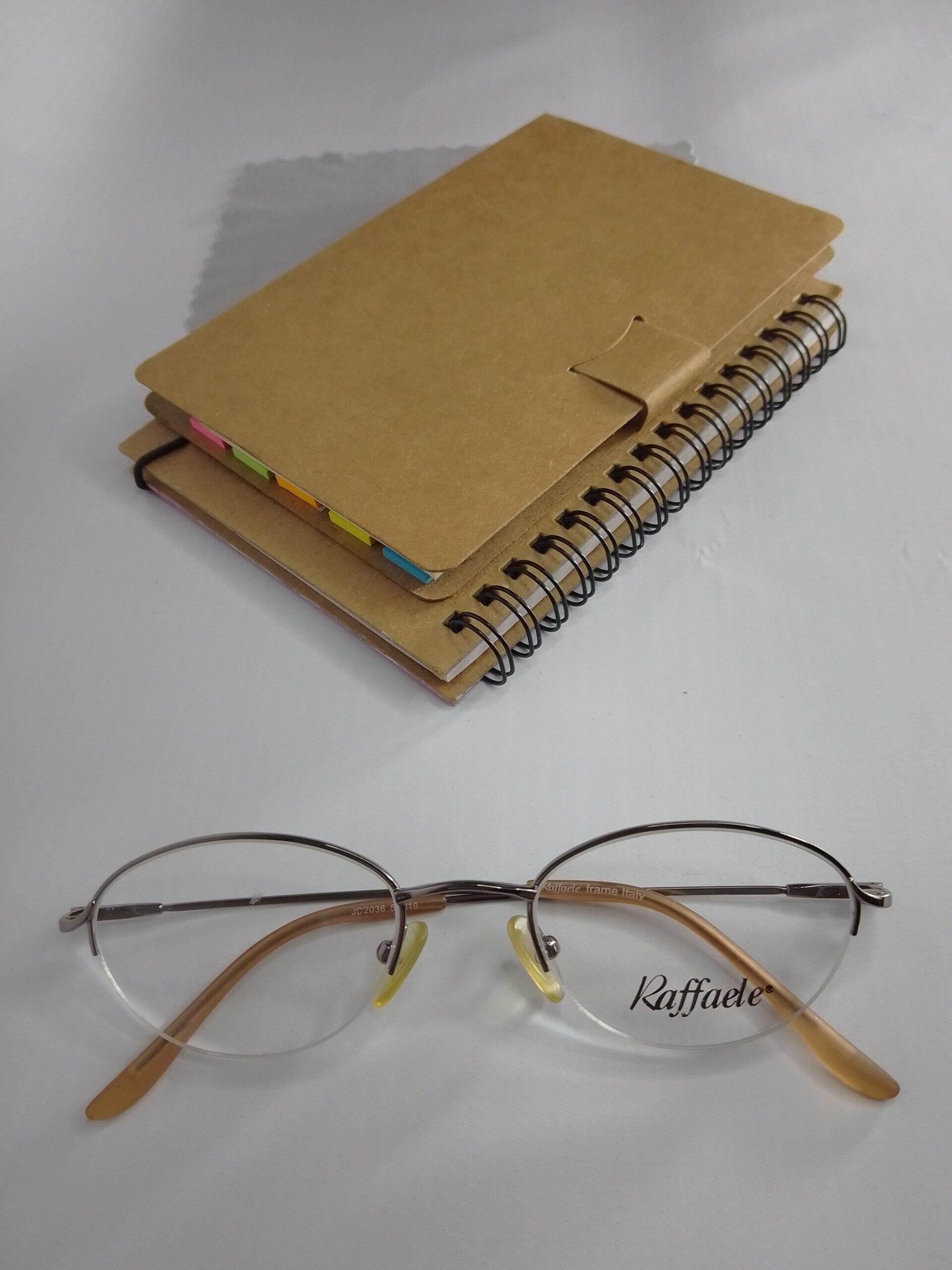 Armação de Óculos de Grau Vintage / Retro — Ex-Mostruário - Bom estado | Moda Circular & Sustentável – JD2036- Raffaele - Imagem 3